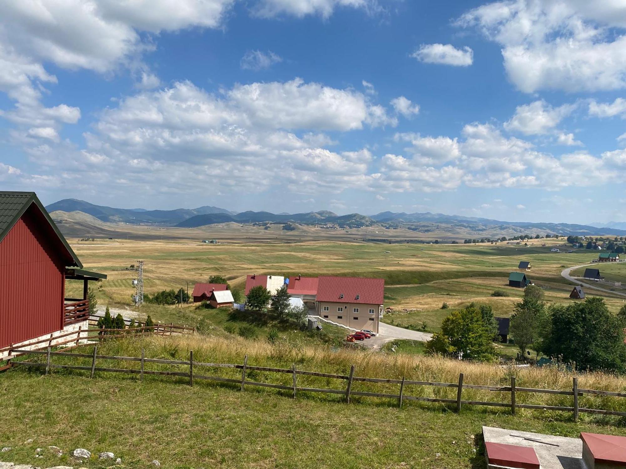 Lasica Žabljak Buitenkant foto